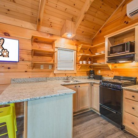 Great Escapes Rv Resort Bryan College Station Buitenkant foto
