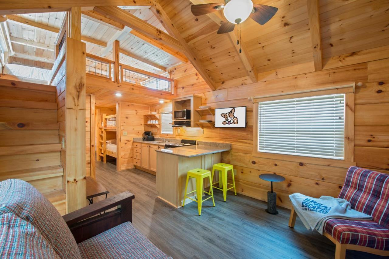 Great Escapes Rv Resort Bryan College Station Buitenkant foto