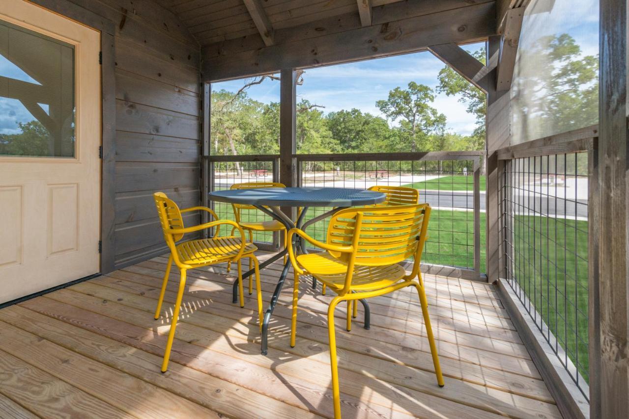 Great Escapes Rv Resort Bryan College Station Buitenkant foto