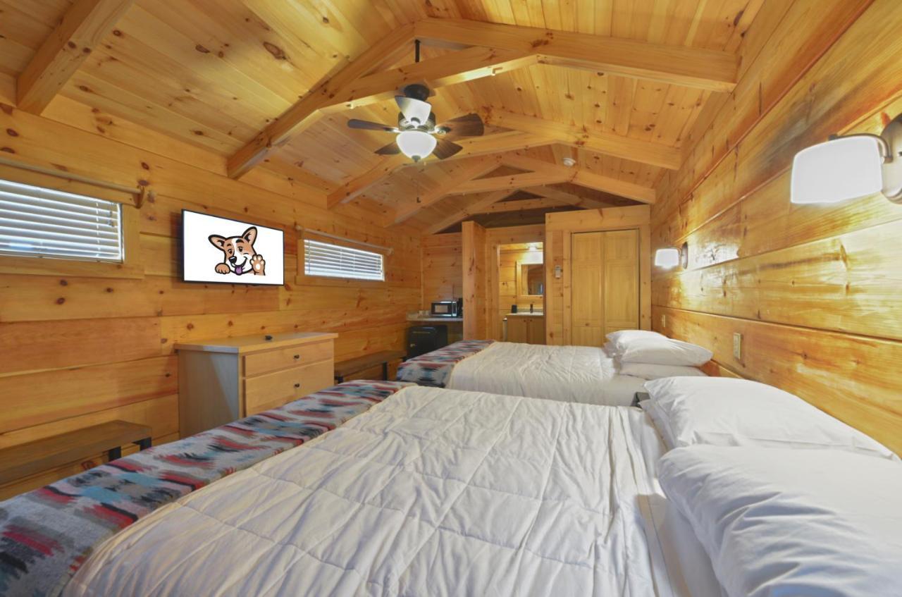 Great Escapes Rv Resort Bryan College Station Buitenkant foto