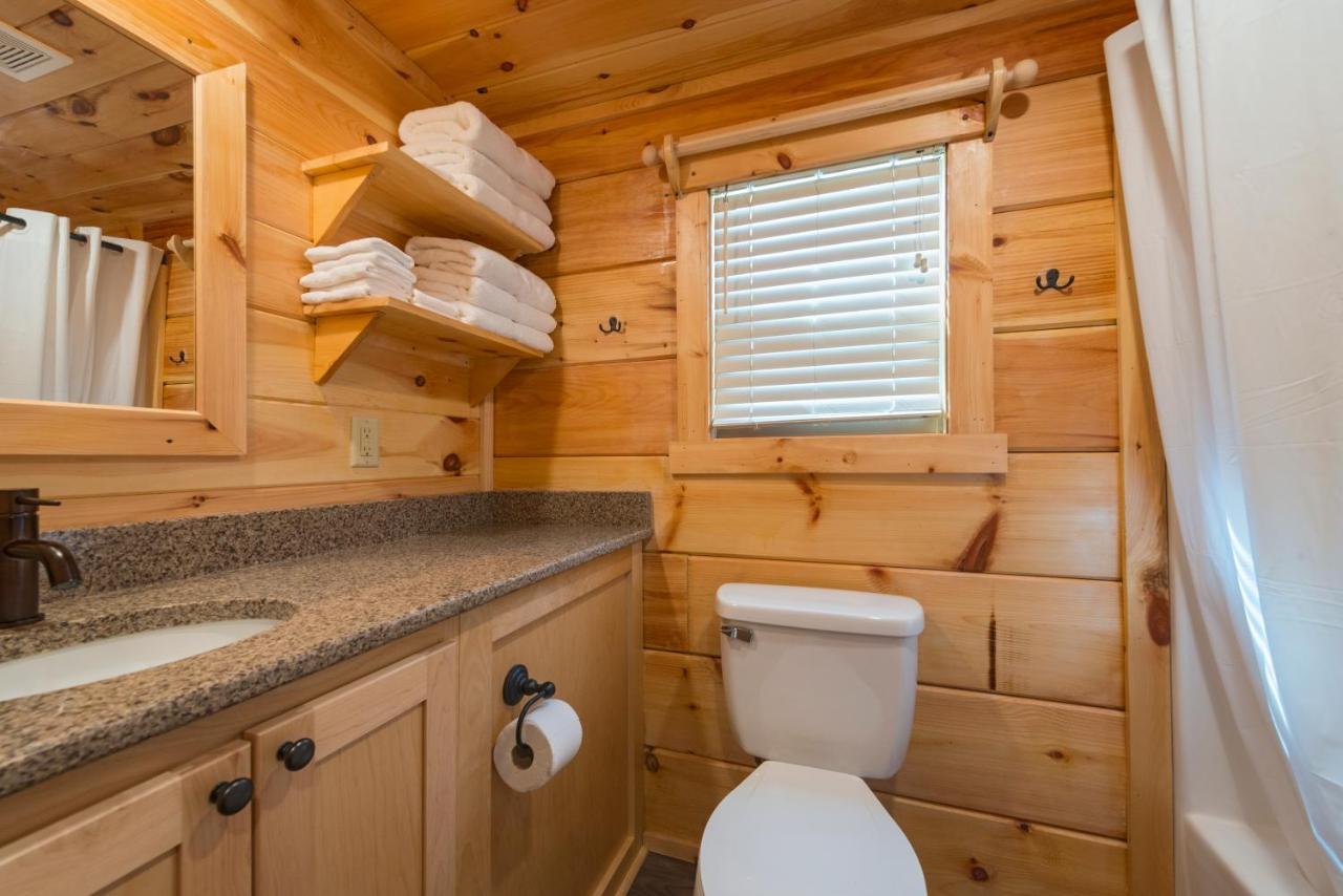 Great Escapes Rv Resort Bryan College Station Buitenkant foto